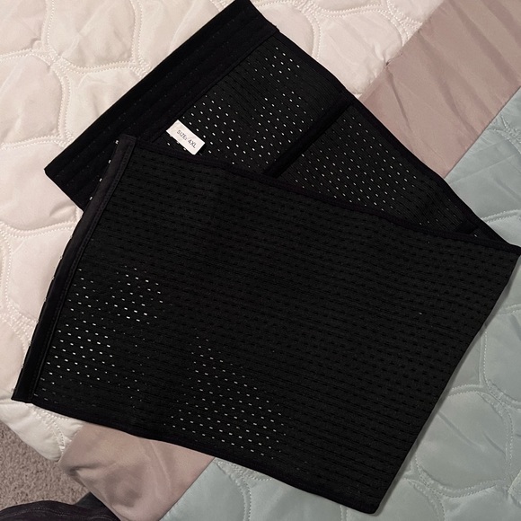 NWOT- Waist trainer corset - Picture 7 of 9